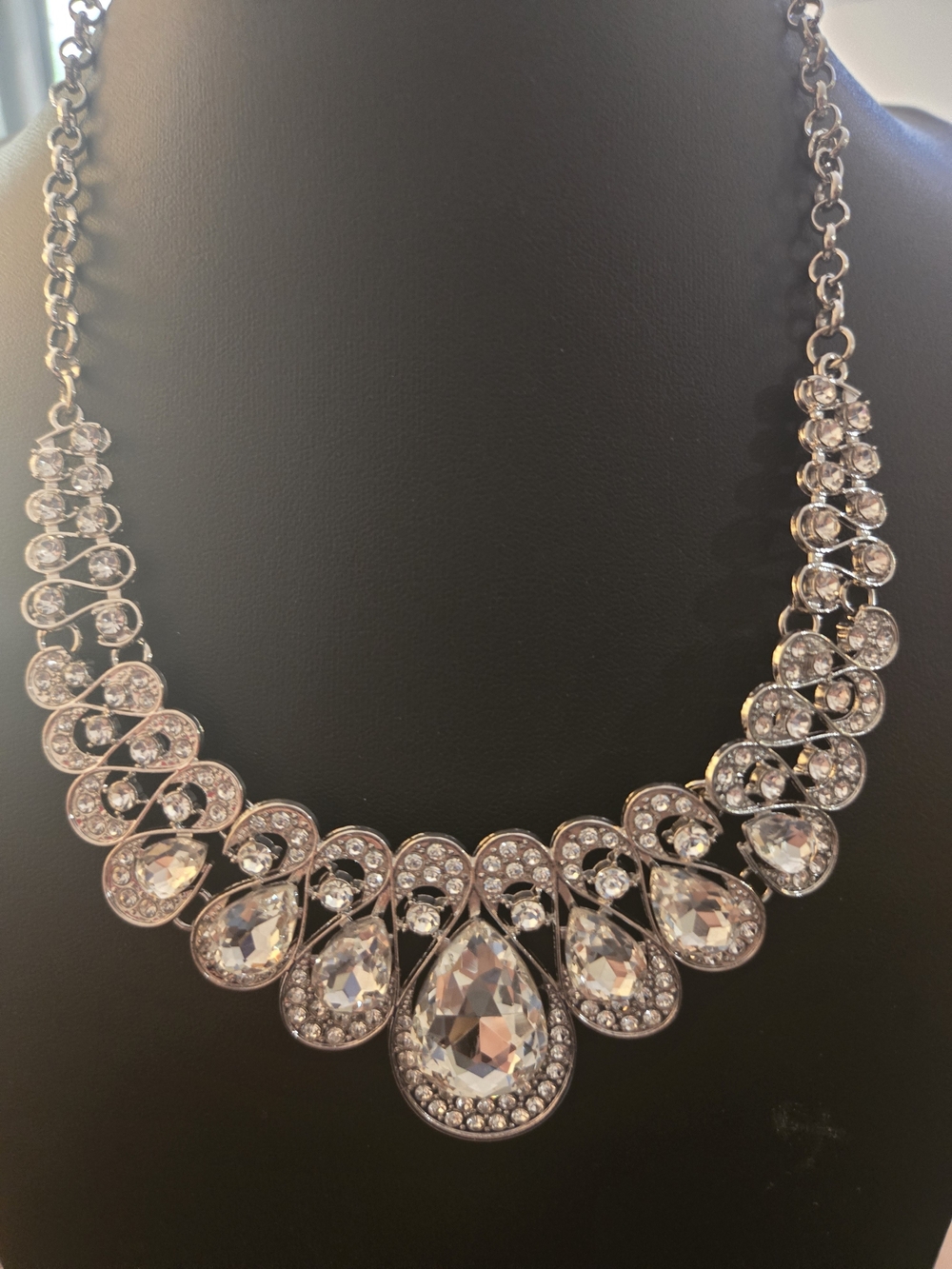 Crystal Teardrop Statement Necklace - Clear Crystal